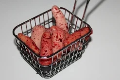 ForensicFX Studios Deep Fried Severed Fingers In Metal Fryer Basket Prop></noscript> Halloween Accessories