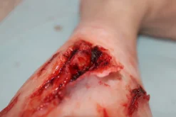 ForensicFX Studios Deep Leg Lacerations Prosthetic></noscript> Halloween Accessories