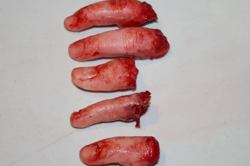 ForensicFX Studios Severed Finger Prop> Halloween Accessories