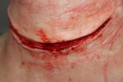 ForensicFX Studios Simple Slit Throat Prosthetic></noscript> Halloween Accessories