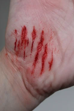 ForensicFX Studios Small Shallow Cuts Prosthetic></noscript> Halloween Accessories
