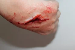 ForensicFX Studios Small Shallow Laceration Prosthetic></noscript> Halloween Accessories